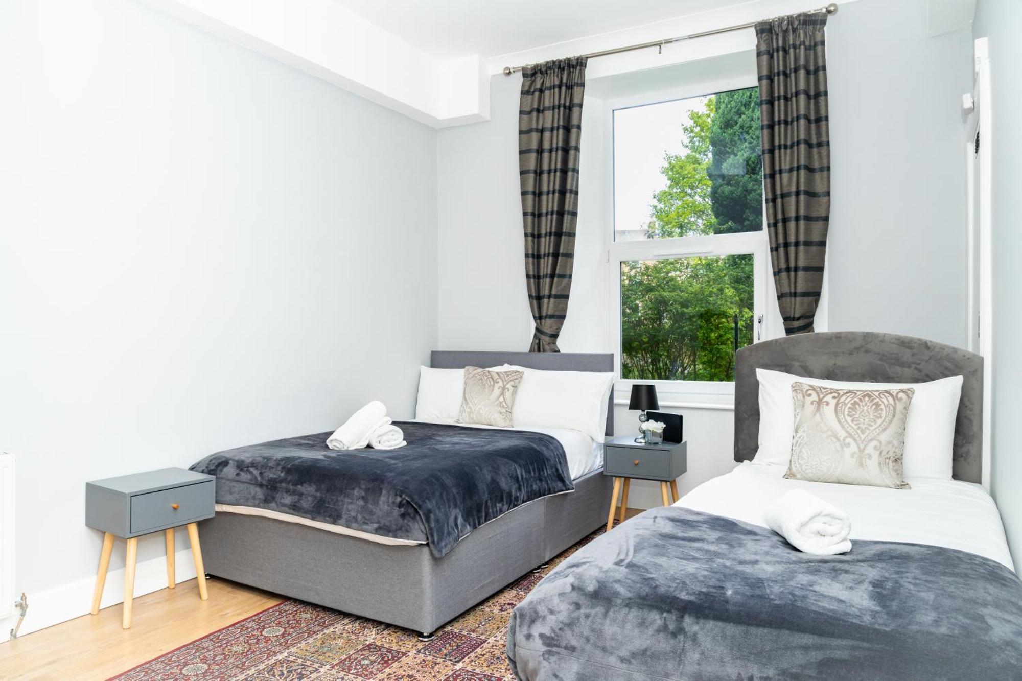 Appartement 3br Next To Stadium Near Airport Sleeps 7 Edinburgh