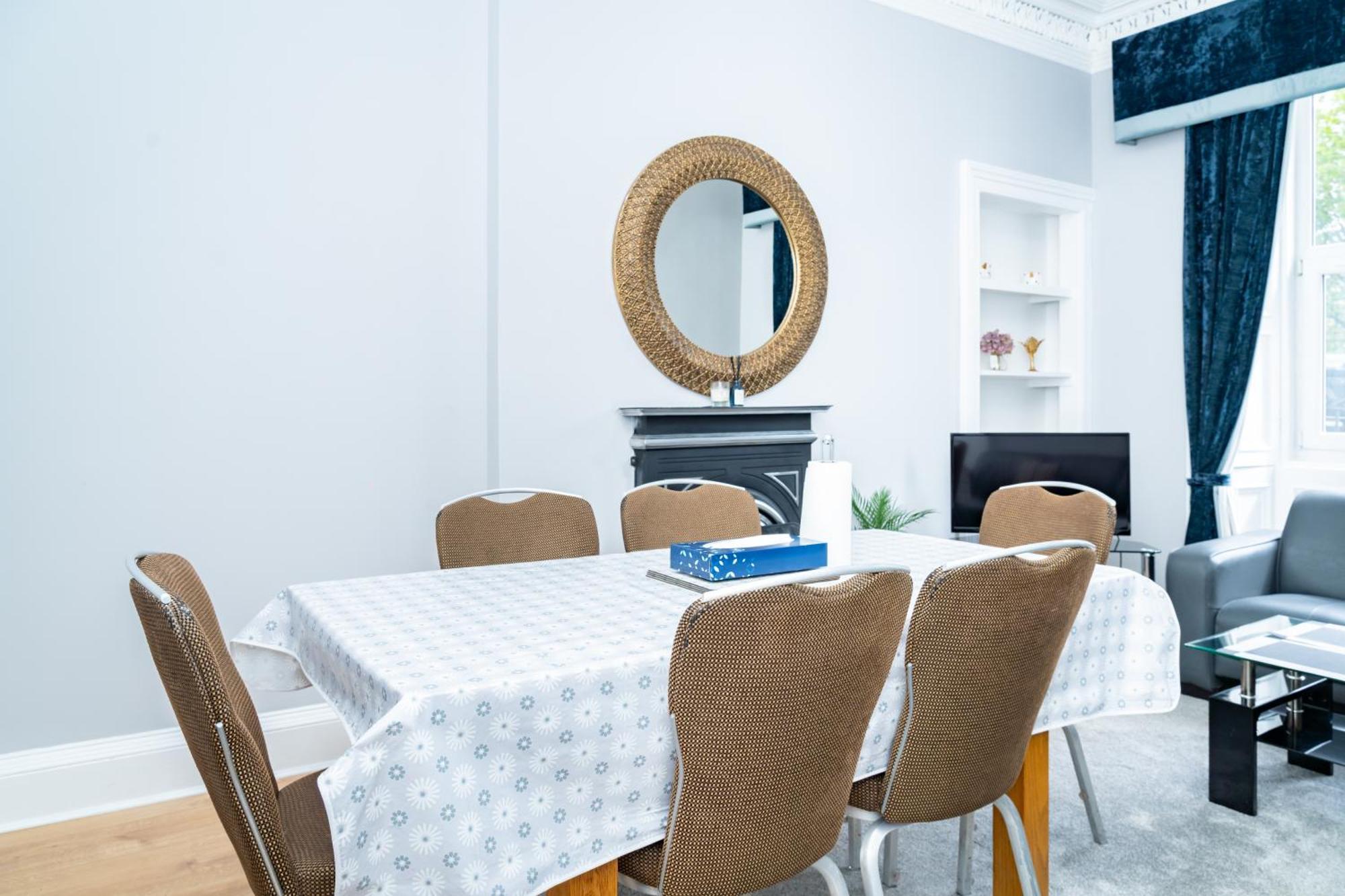 3br Next To Stadium Near Airport Sleeps 7