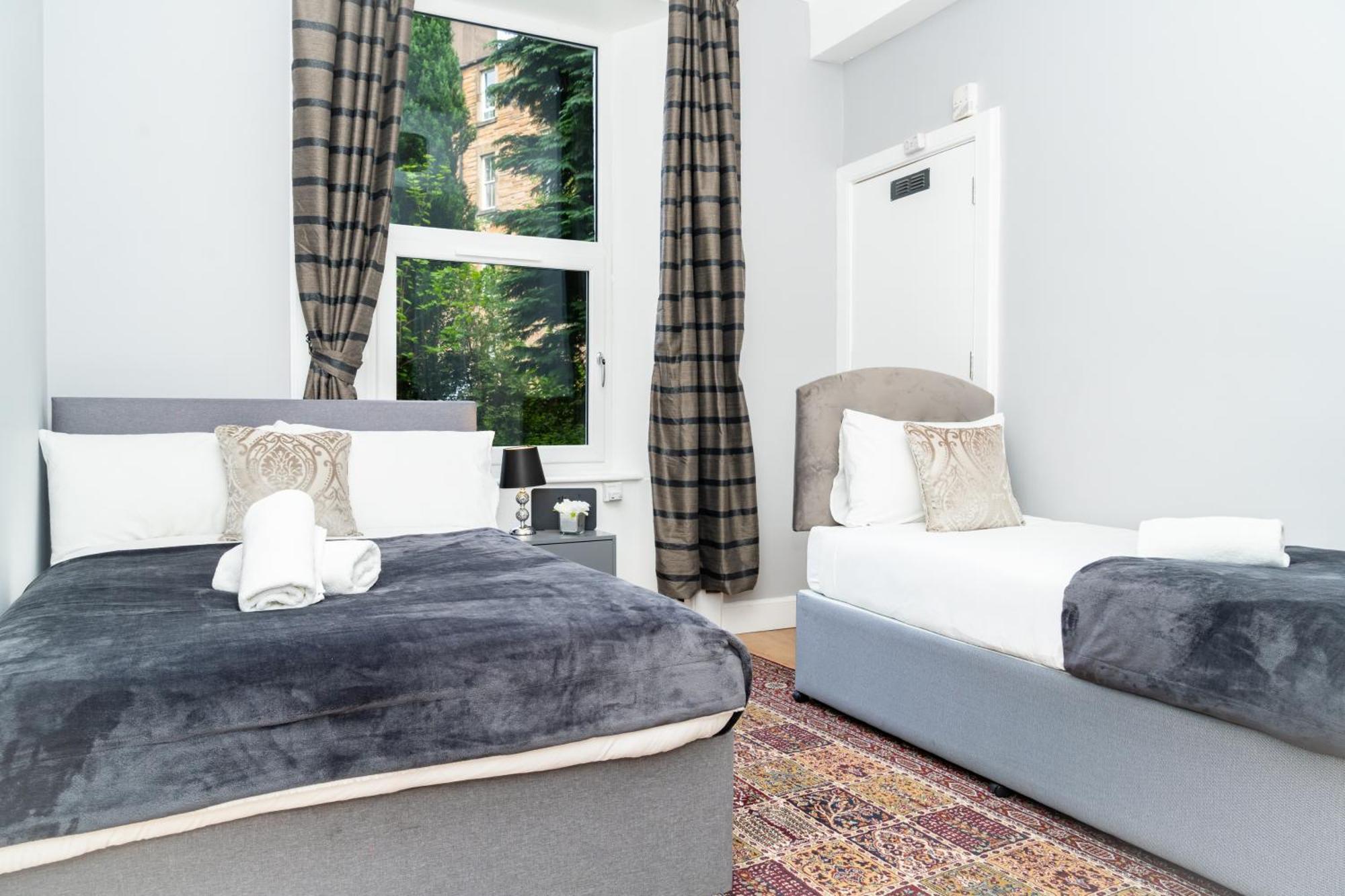 3br Next To Stadium Near Airport Sleeps 7 * Edinburgh